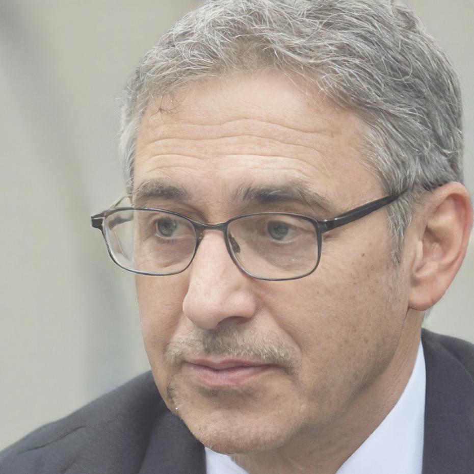 Maxence Dubois, expert en analyse financière
